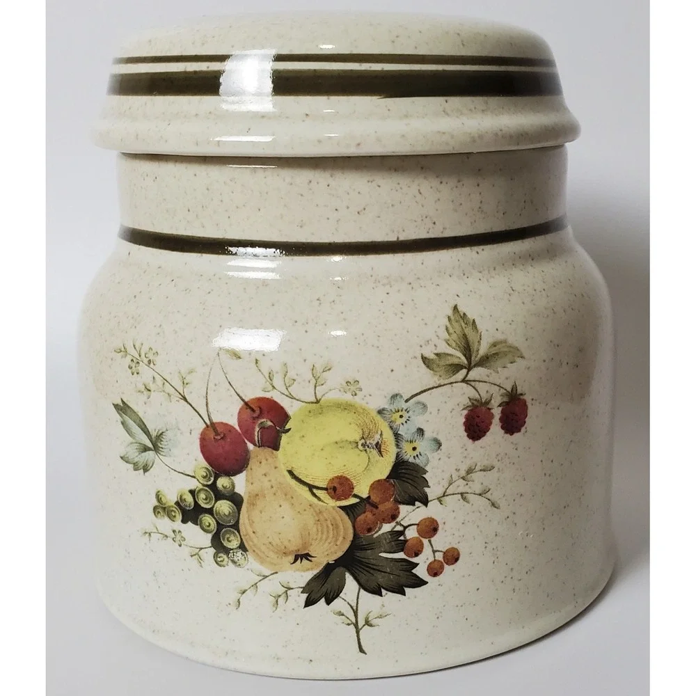 1977 Royal Doulton Lambethware Cornwall Salt Pepper‎ Shakers Sugar Fruit Berries
